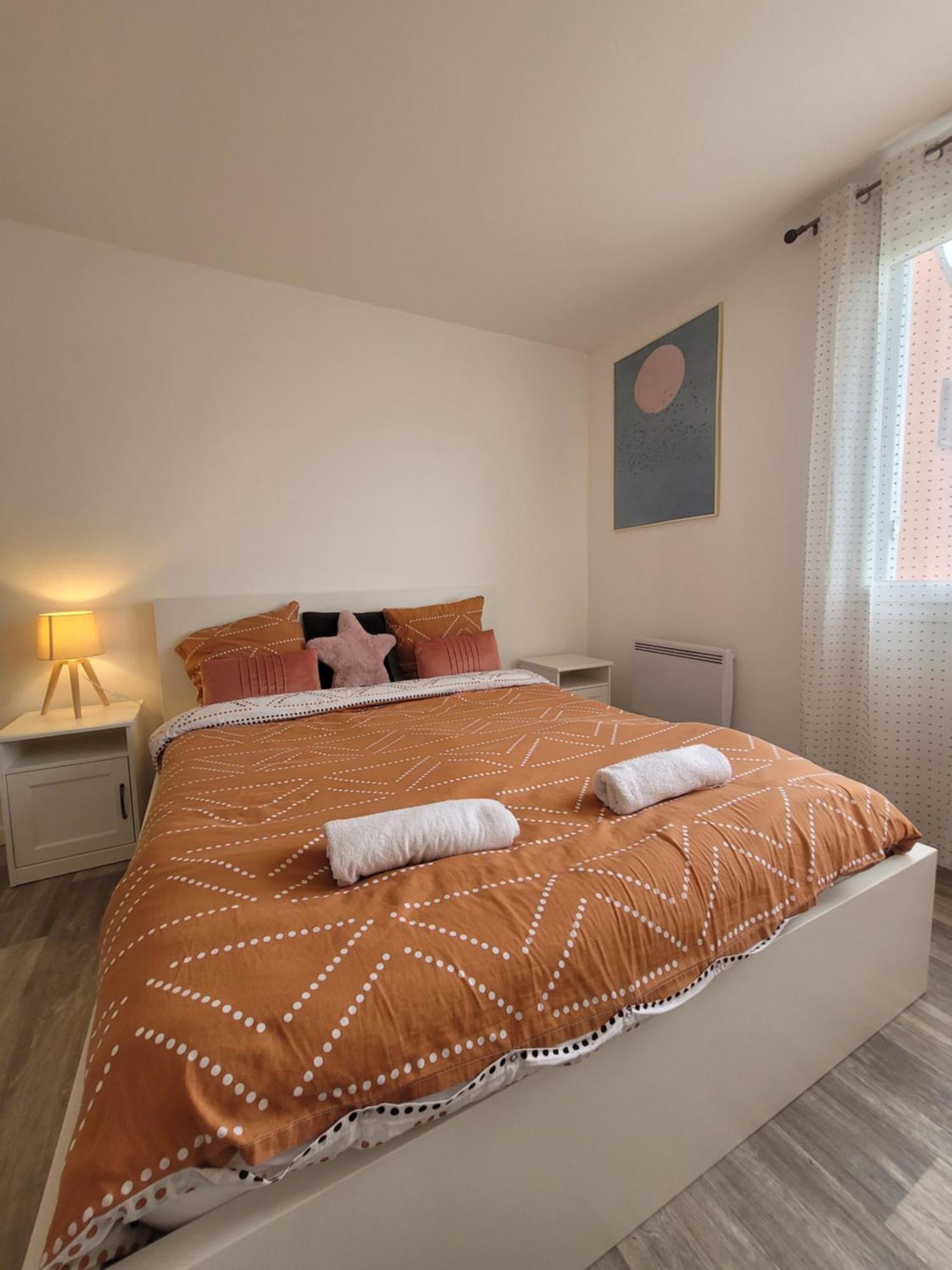 Апартаменты Parisian Retreat Pour 5 Personnes - 12 Min De Paris - Proche Gare Deuil-la-Barre Экстерьер фото